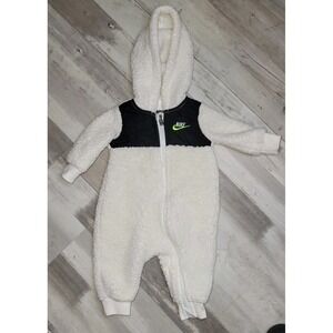 Nike Baby Hooded Sherpa Coverall Bunting Off White, Black & Volt Size‎ 3 Mo Cozy